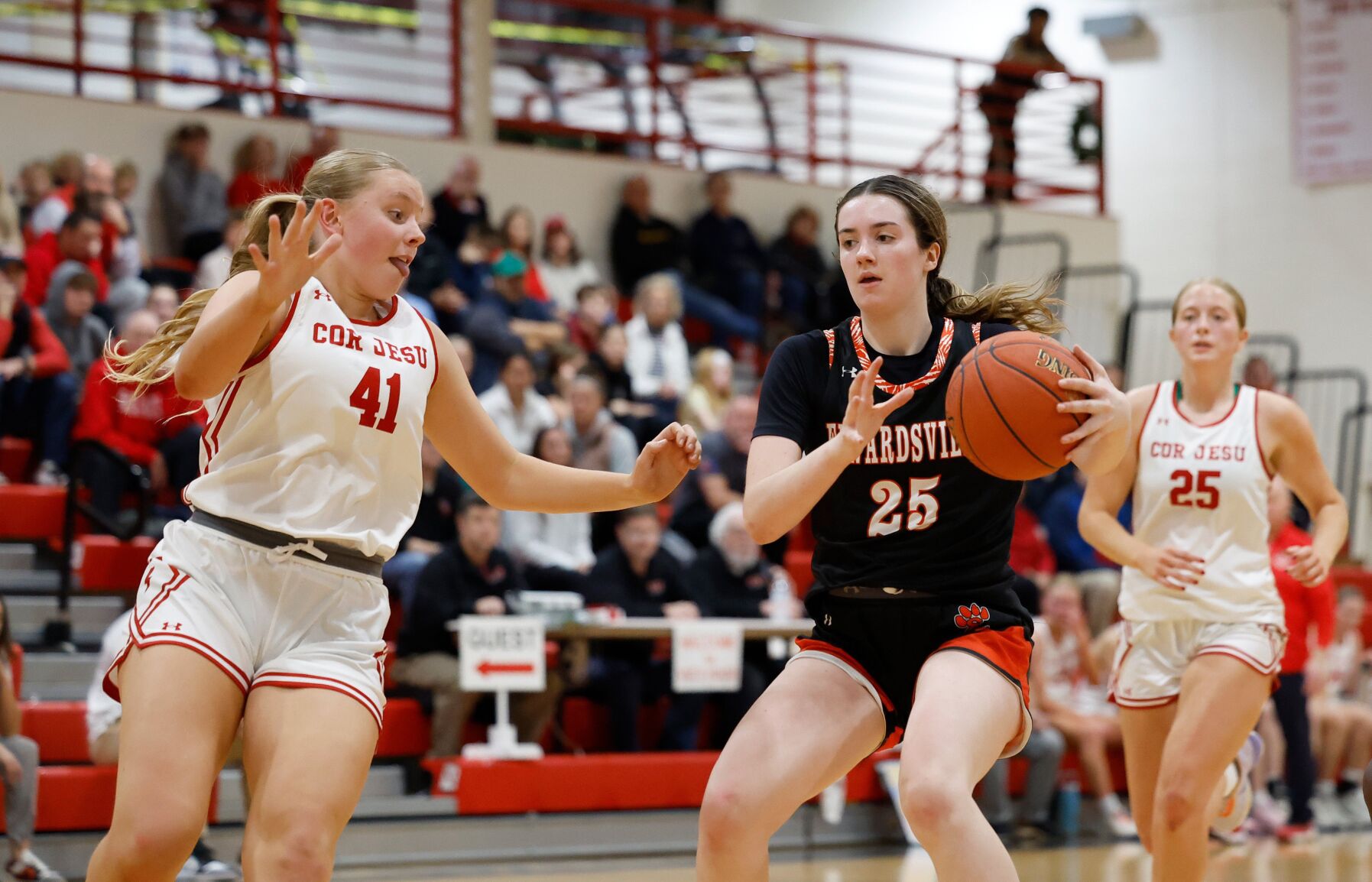 Visitation Christmas Tournament, first round: Edwardsville v. Cor Jesu